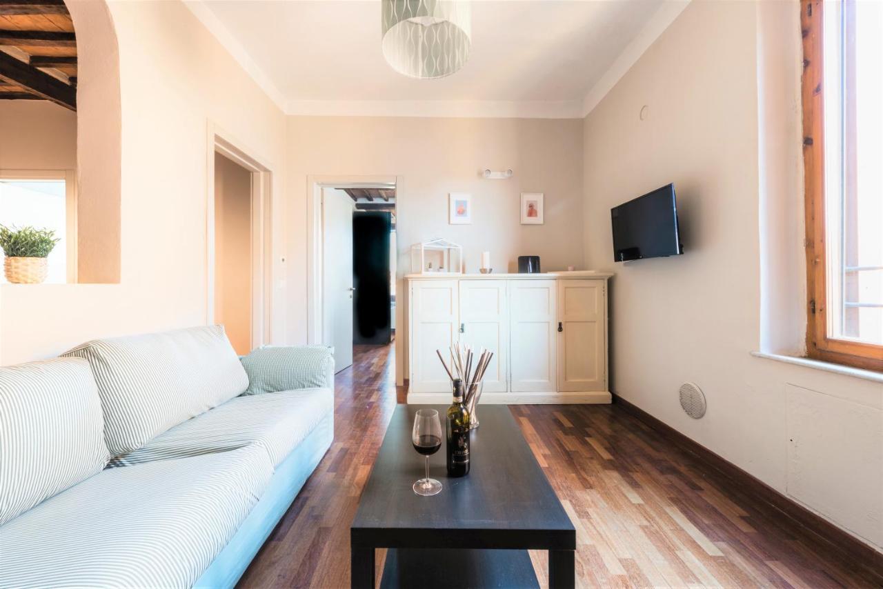 Hostly - La Pera Suite Apartment - 2 Bedrooms, Full Center Pisa Exterior foto
